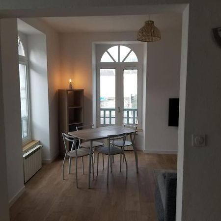 Appartement Cosy Entierement Renove Bagnères-de-Bigorre Exteriör bild