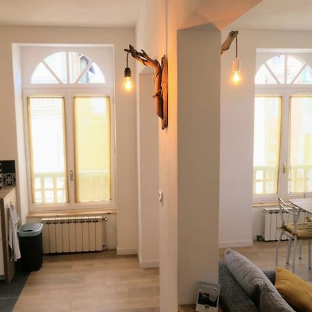 Appartement Cosy Entierement Renove Bagnères-de-Bigorre Exteriör bild