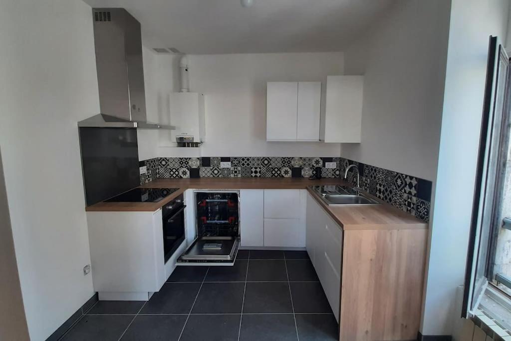 Appartement Cosy Entierement Renove Bagnères-de-Bigorre Exteriör bild